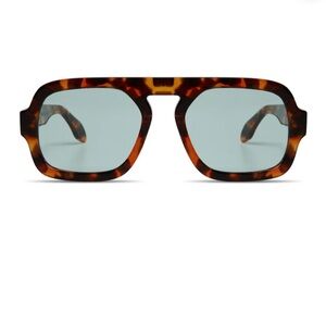 JANE IN BROWN TORTOISE